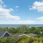 Stunning Home In Glesborg With Wifi Nyaraló *
