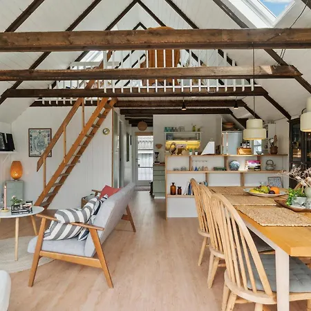 2 Bedroom Beautiful In * Glesborg