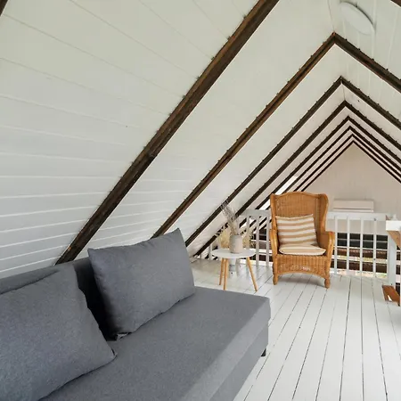 Nyaraló Stunning Home In Glesborg With Wifi