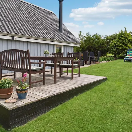 2 Bedroom Beautiful In